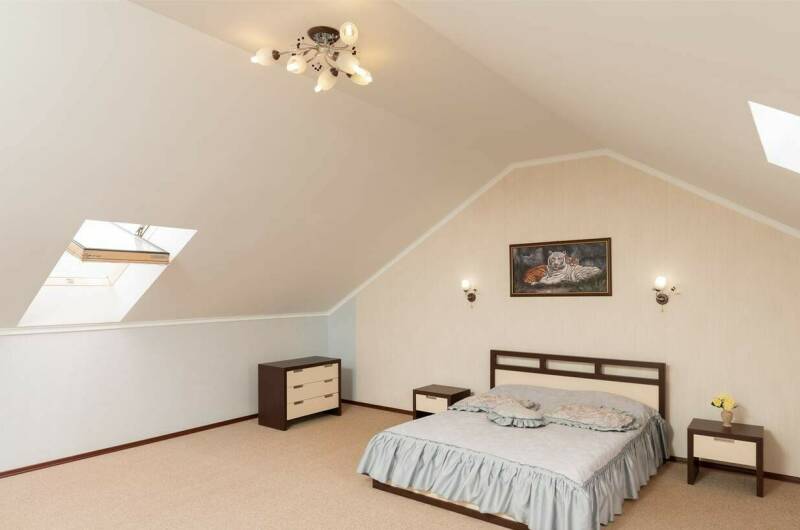 Видовой двухкомнатный номер (вид на море и горы)