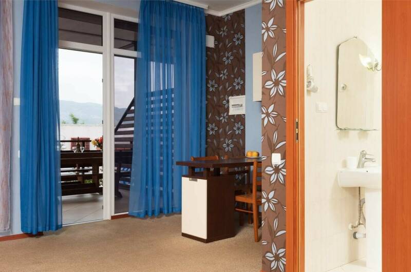 Семейный трехкомнатный номер