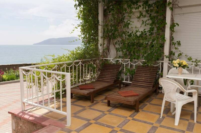 Апартаменты однокомнатные (вид на море)