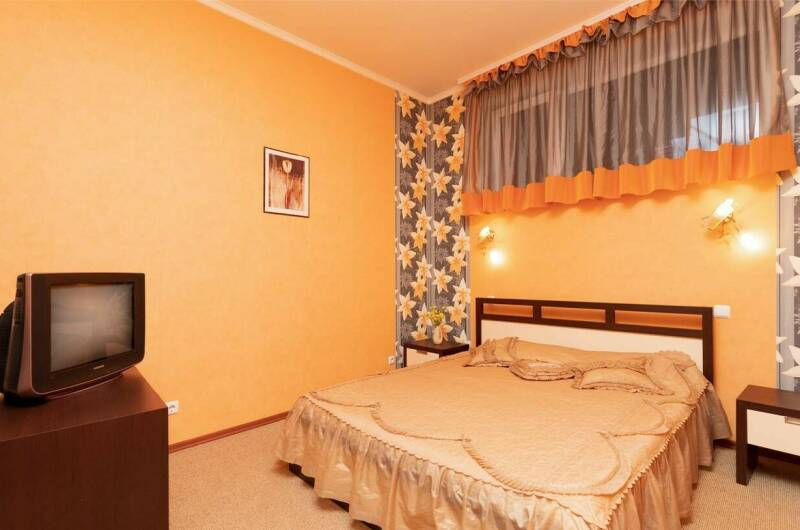 Семейный трехкомнатный номер (вид на море)