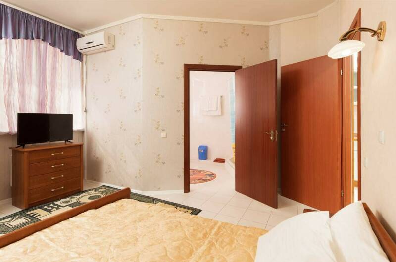 Апартаменты семейные (вид на море)