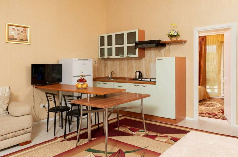 Апартаменты двухкомнатные (вид на море)