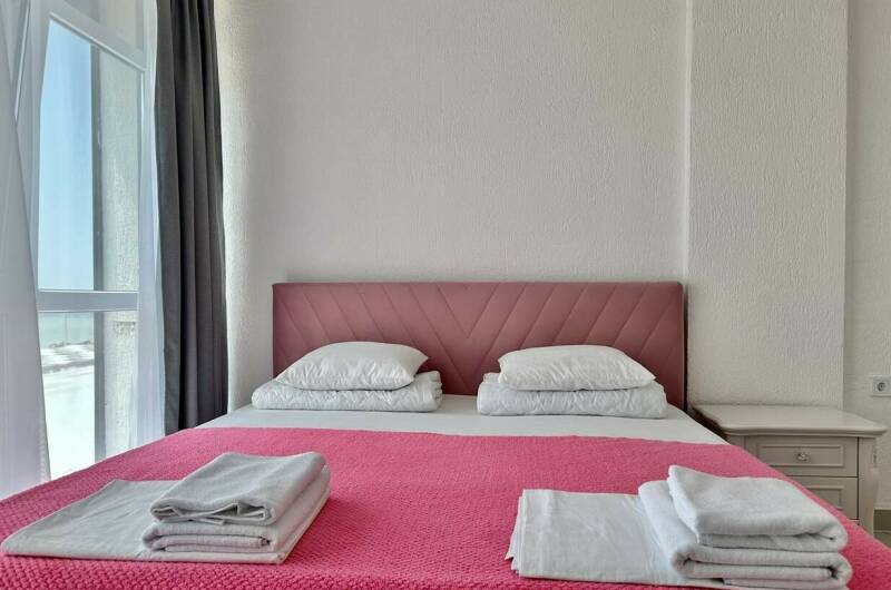 1. Студия у моря