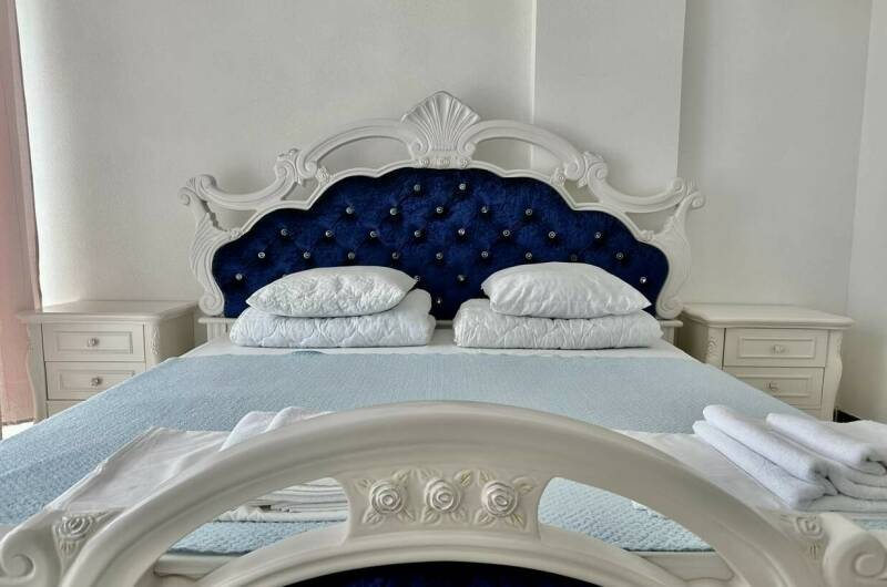 1. Студия у моря