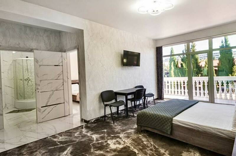 «Люкс» панорамный с террасой