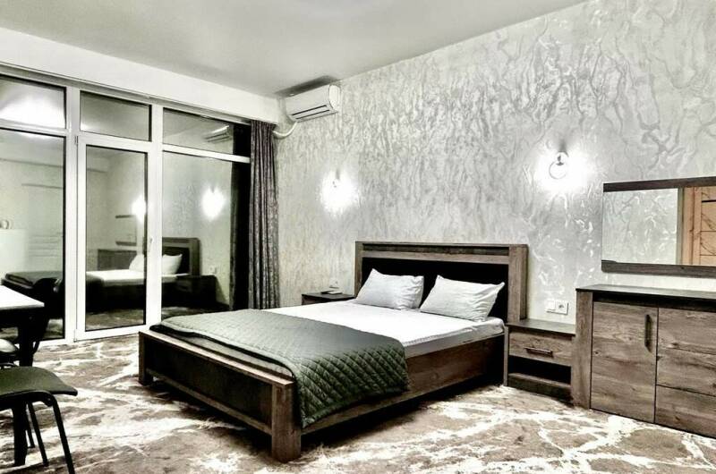 «Люкс» панорамный с террасой