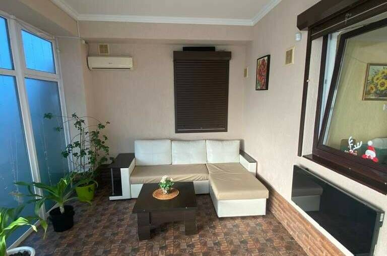 2х комнатный коттедж на 4 человека возле бассейна