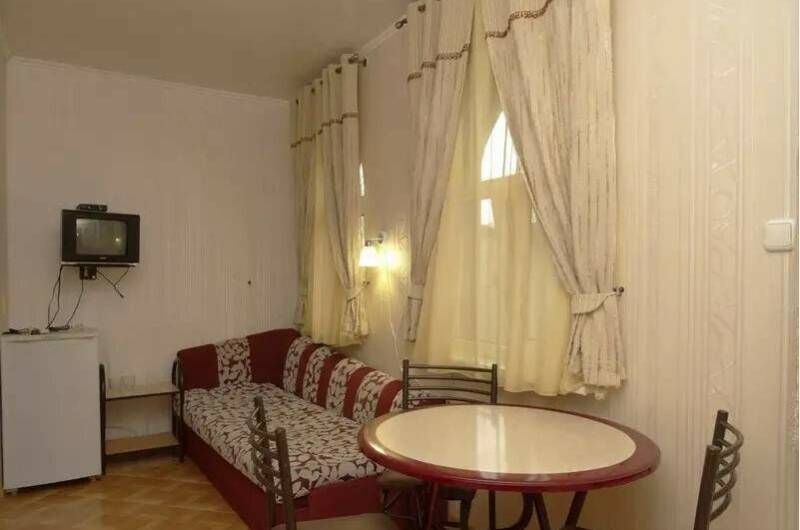 6-ти местный 2-комнатный «Полулюкс» с балконом