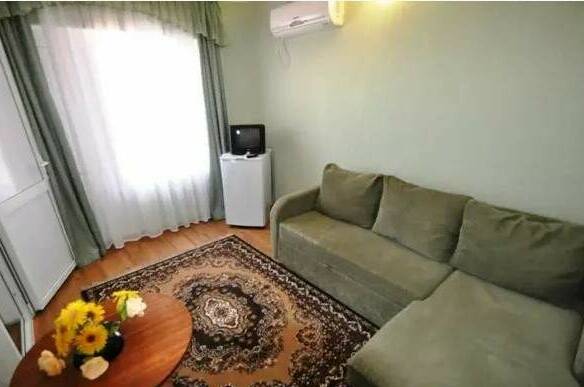 6-ти местный 2-комнатный «Полулюкс» с балконом