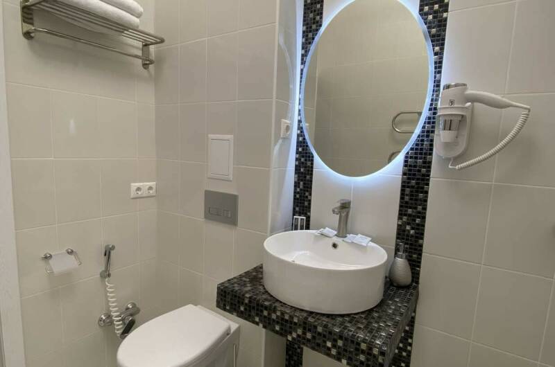 4х местный номер с балконом и зоной отдыха