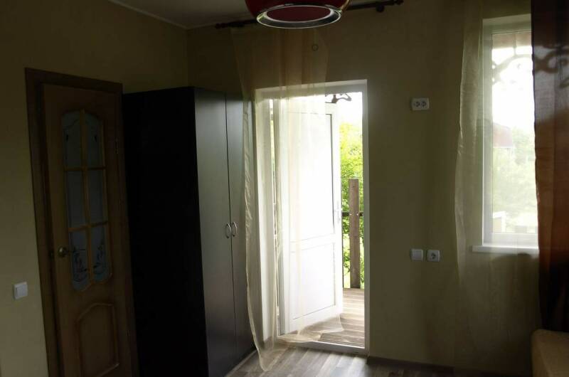 Домик — студия 4-х местный с кухней