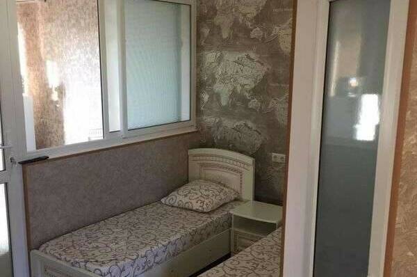 «2-комнатный с кухней»