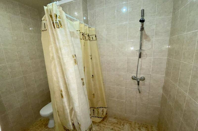 Трехместный «Стандарт» с санузлом на этаже