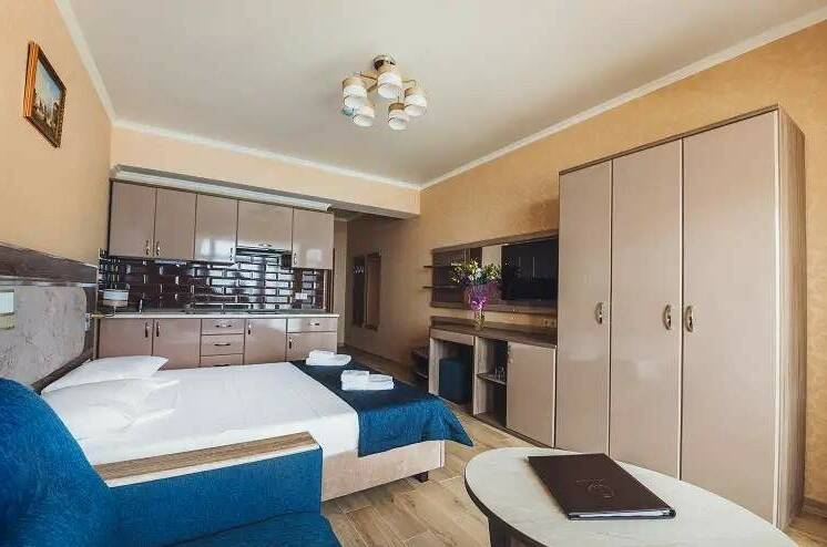 2-х местный «Полулюкс Семейный»