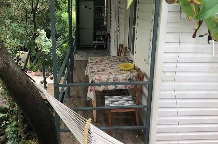 Двухкомнатный домик отдельный с верандой