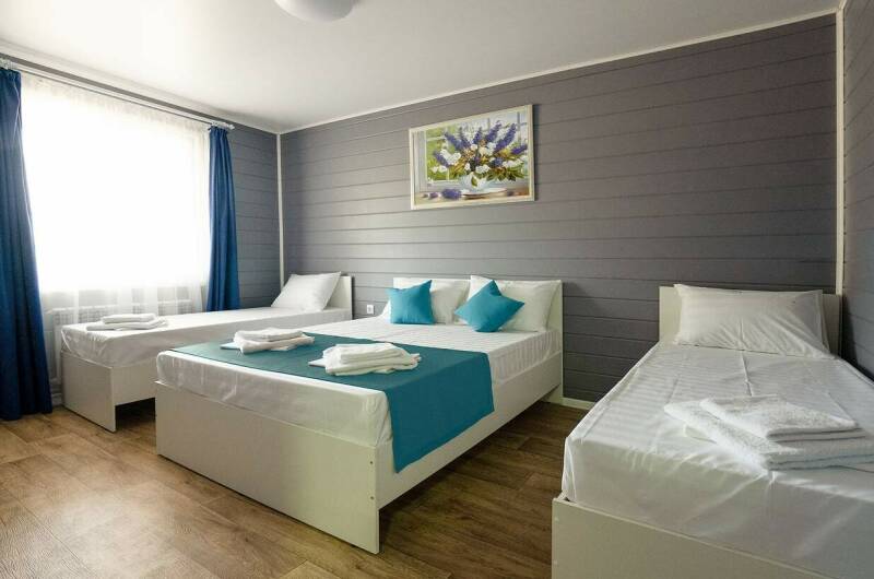 Апартаменты 3х комнатные 6ми местные (корпус 1)