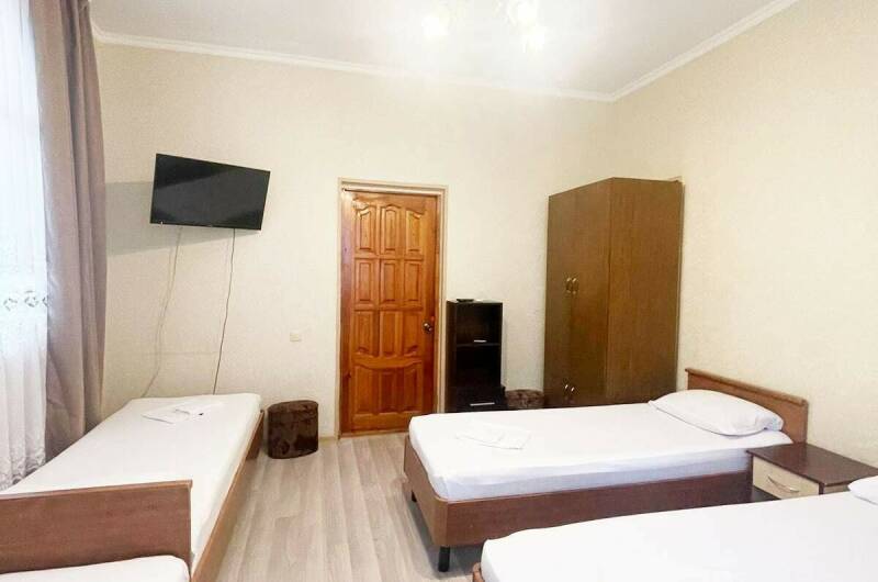 Пятиместный эконом