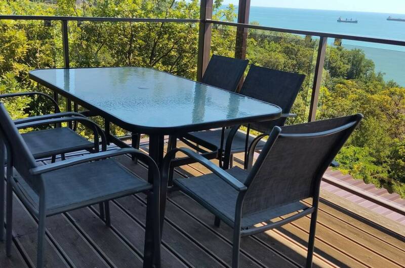 Студия с панорамным видом на море на 2 этаже