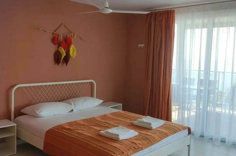 Студия с панорамным видом на море на 3 этаже