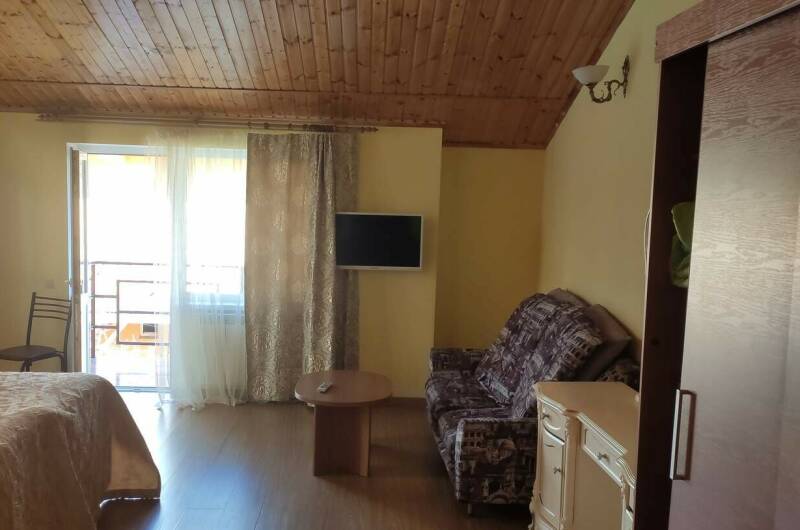 Семейный улучшенный для 4-х гостей