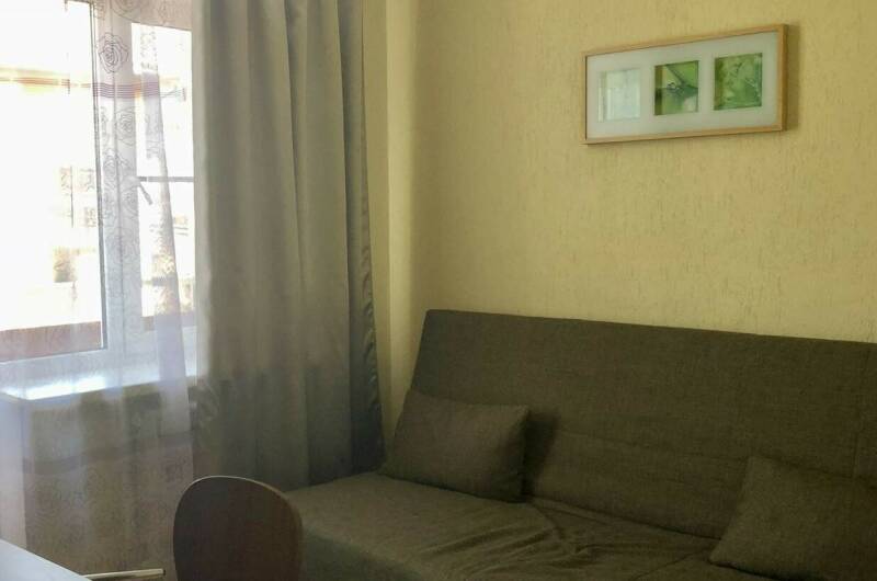 «Полулюкс» 2 комнаты с балконом