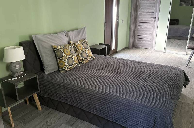 Номер с удобствами «Маяк» на 2−3 человека