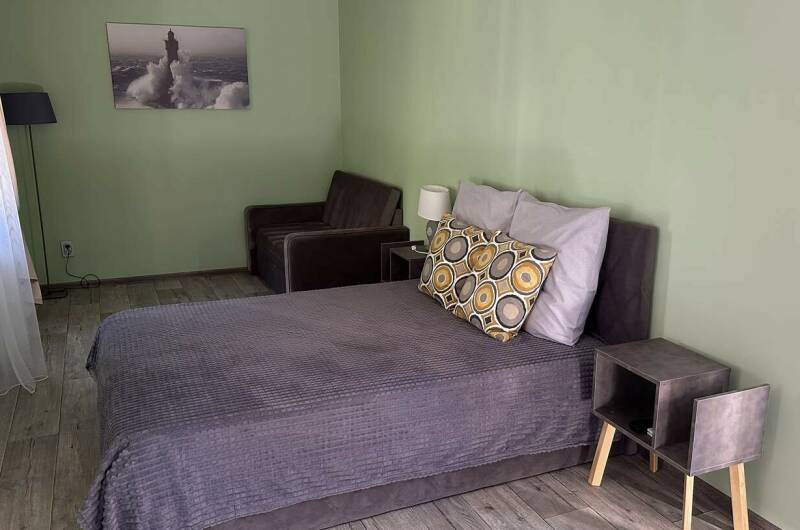 Номер с удобствами «Маяк» на 2−3 человека