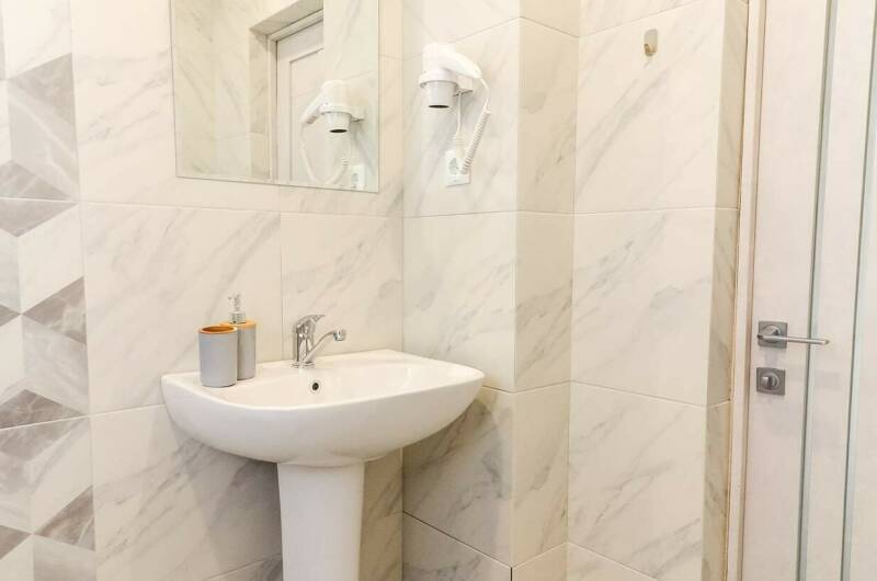 Большой номер с кухней и балконом