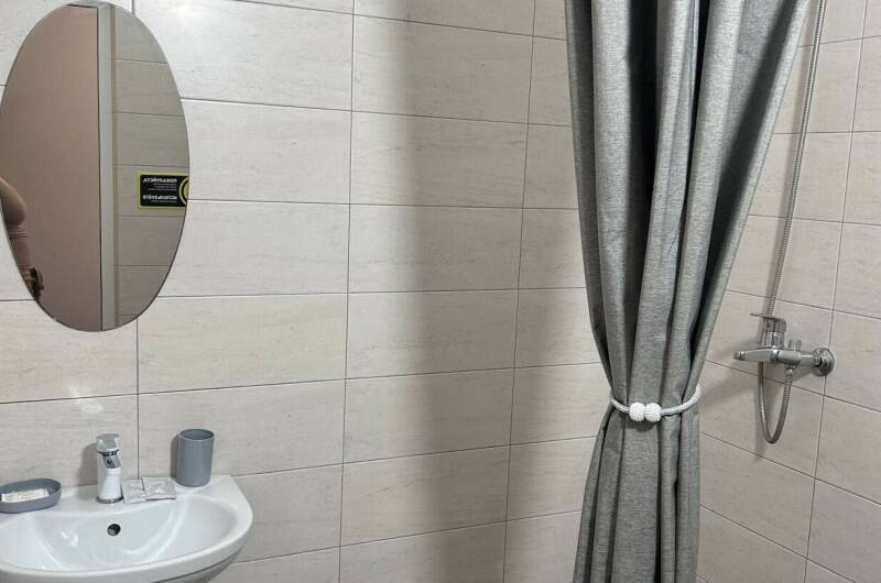 Номер 2 «Серый»