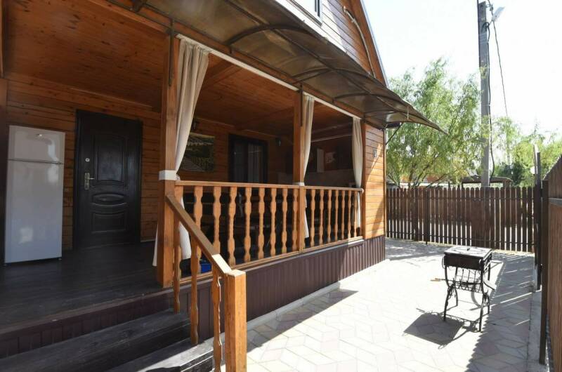 Дом со своим двором