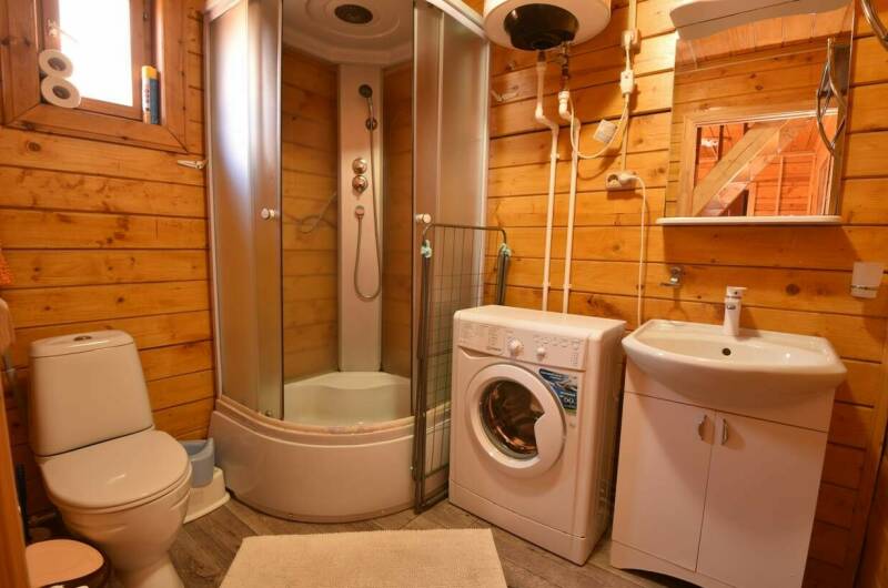 Дом со своим двором