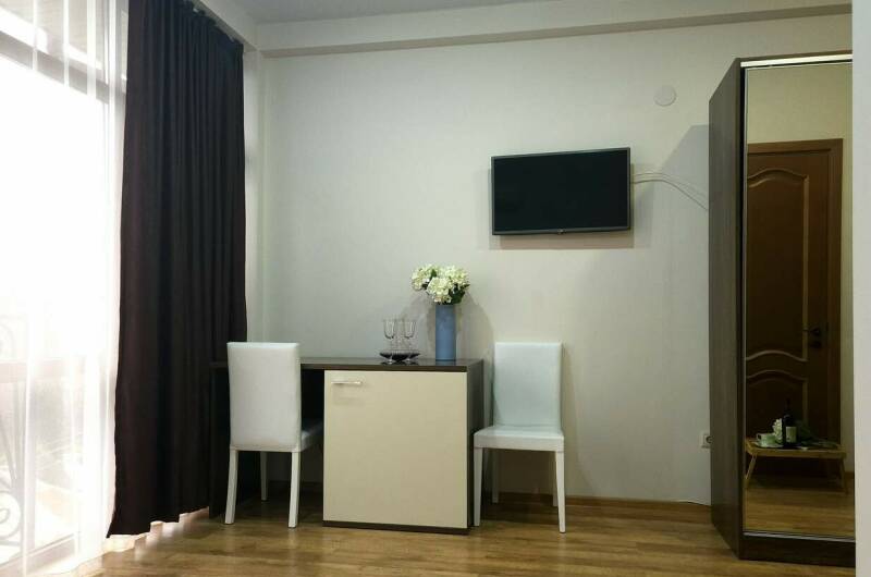 Двухместный номер «Стандарт» с балконом