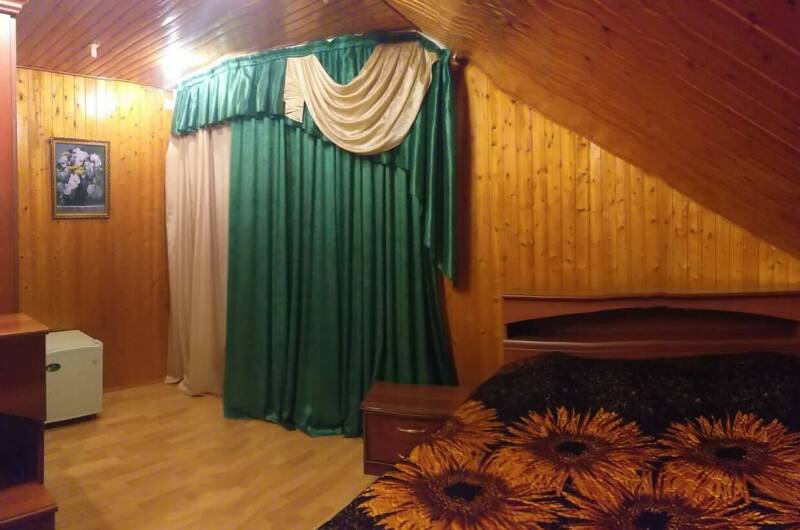 Стандарт с балконом (вид на речку)