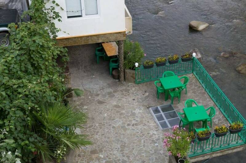 Стандарт с балконом (вид на речку)