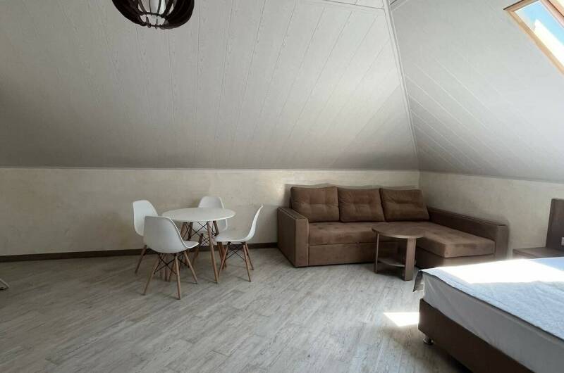 4-местная Мансарда Family Room