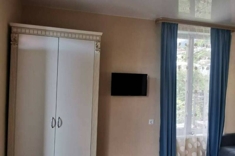 «Мандарины под окном» 3-х местный