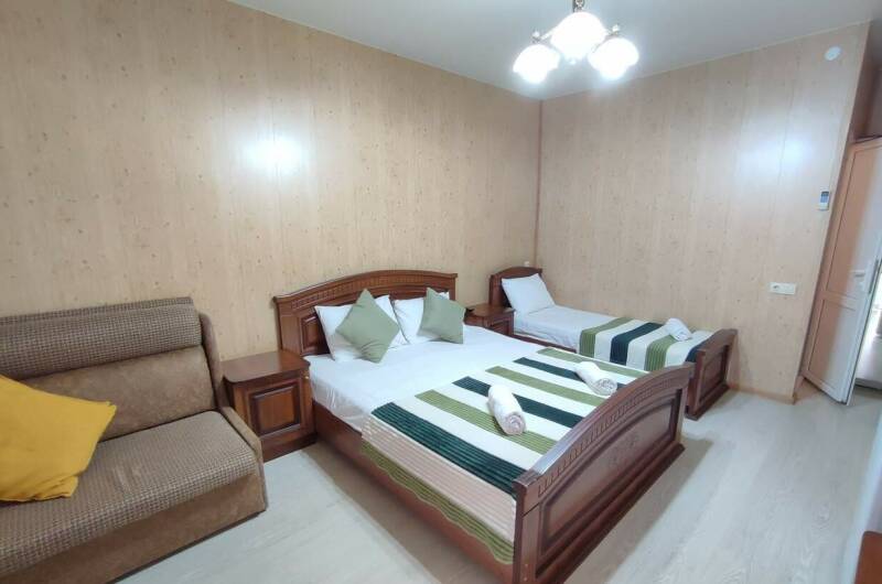 Семейный номер с ванной для 3−4 гостей