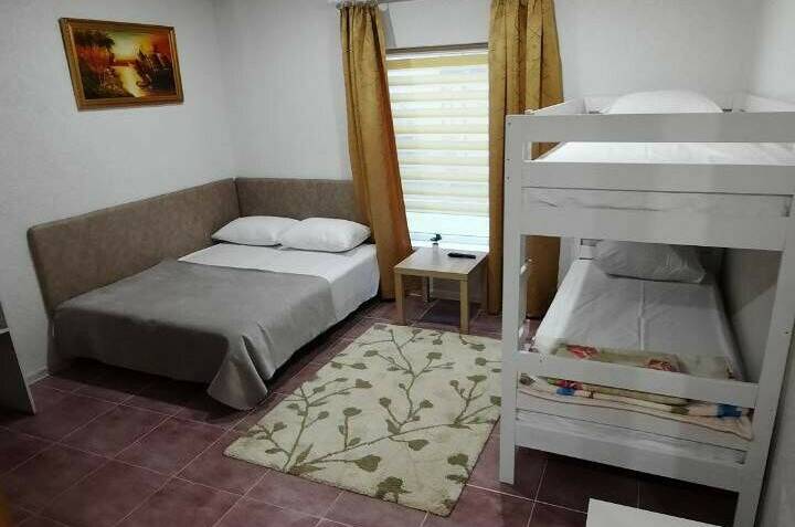 Четырехместные апартаменты № 1