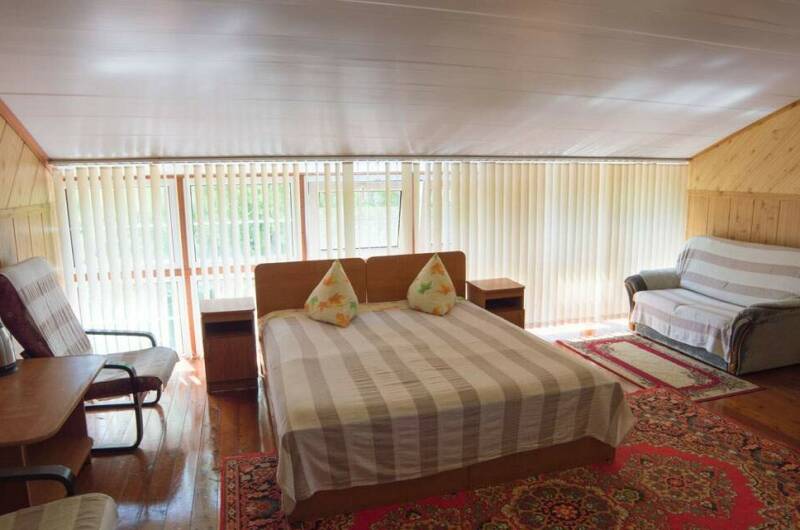 5ти местный с террасой