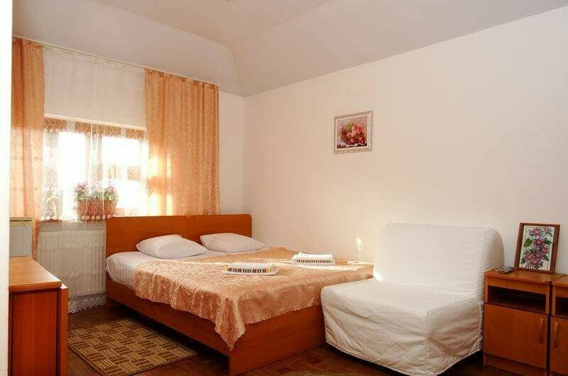 2 комнатный 5ти местный