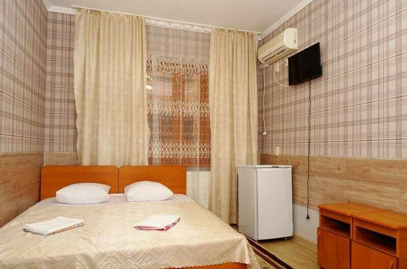 2 комнатный 6ти местный