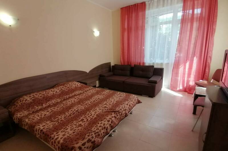 Четырёхместный номер с балконом