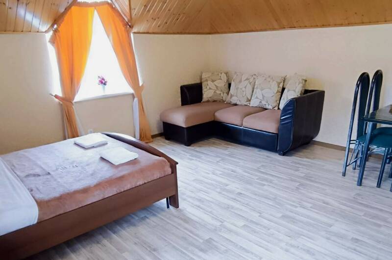 Семейный 2х-комнатный 6-местный с балконом