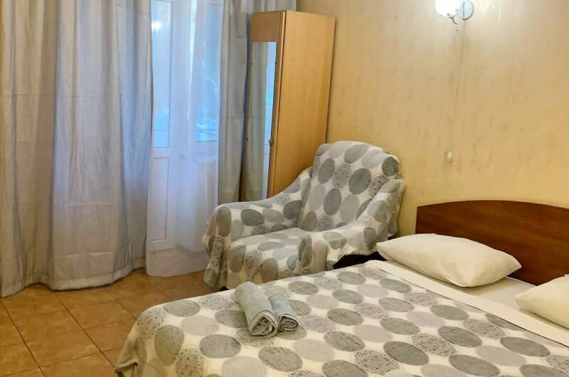 Трехместный номер стандарт с балконом