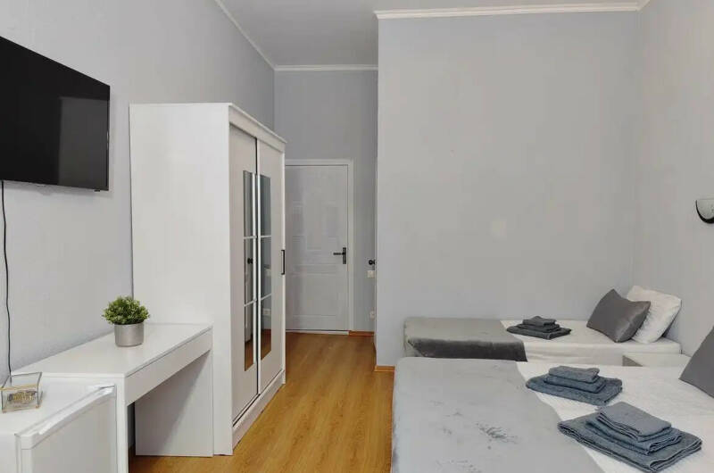 3-мест «Полулюкс» с балконом