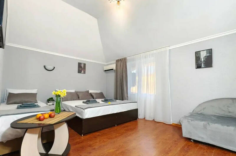 4-мест «Полулюкс» с балконом