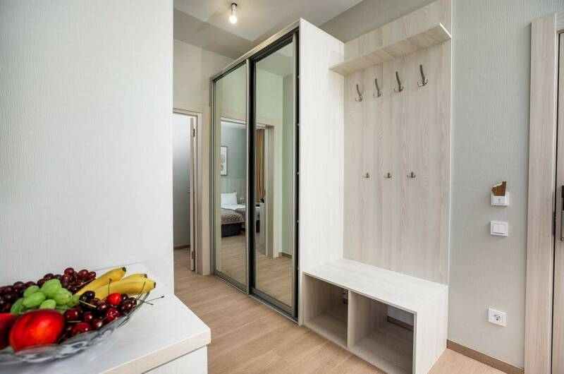 Семейный двухкомнатный номер с балконом