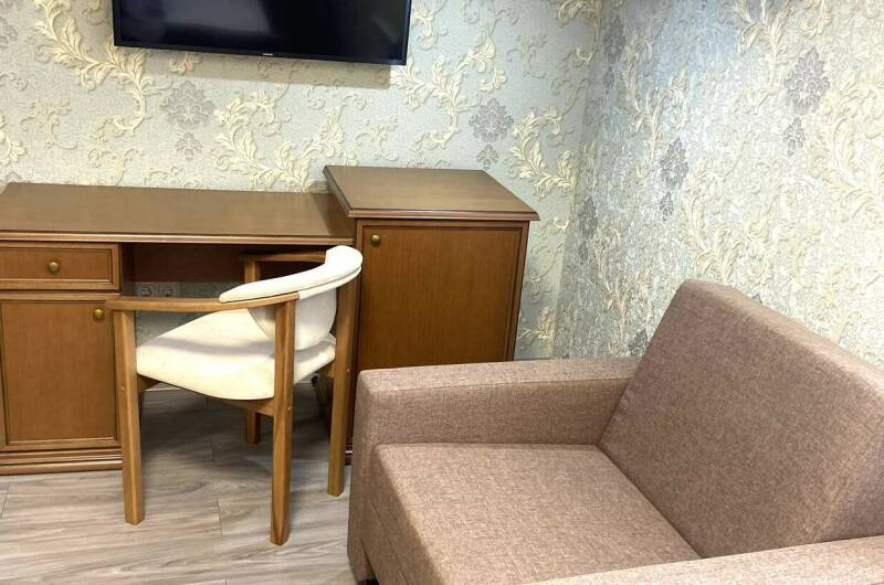 Номер «Люкс» (вид на парк)