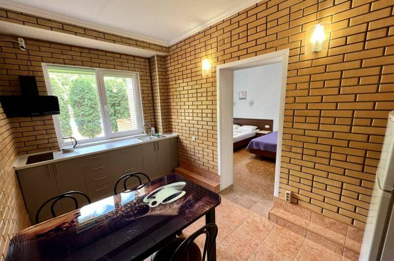 «Студия» с мини-кухней и балконом