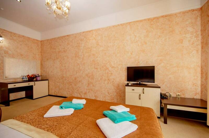 «Стандарт»